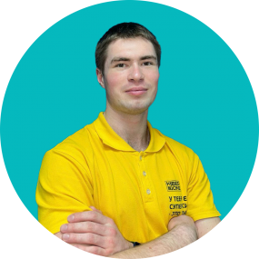 Эрик - КИБЕРшкола программирования для детей, компьютерные курсы для школьников, начинающих и подростков - KIBERone г. Дегунино